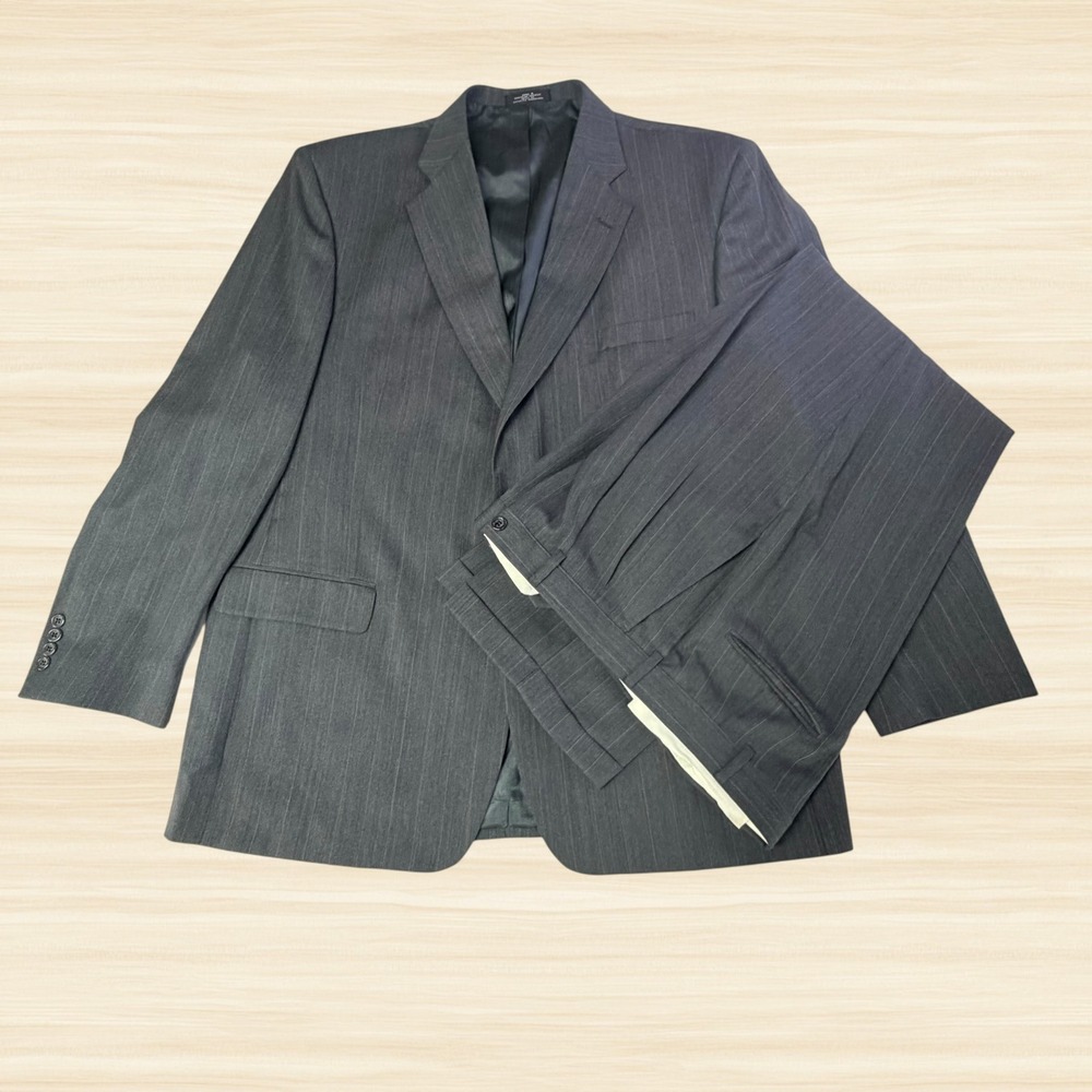 Stafford 100% Wool Charcoal Pinstripe 2 Piece Suit Jacket 48L Pants 36x32 Mens